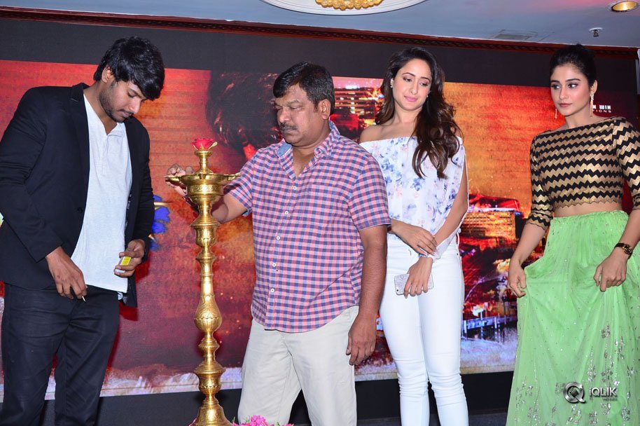 Nakshatram-Movie-Teaser-Launch